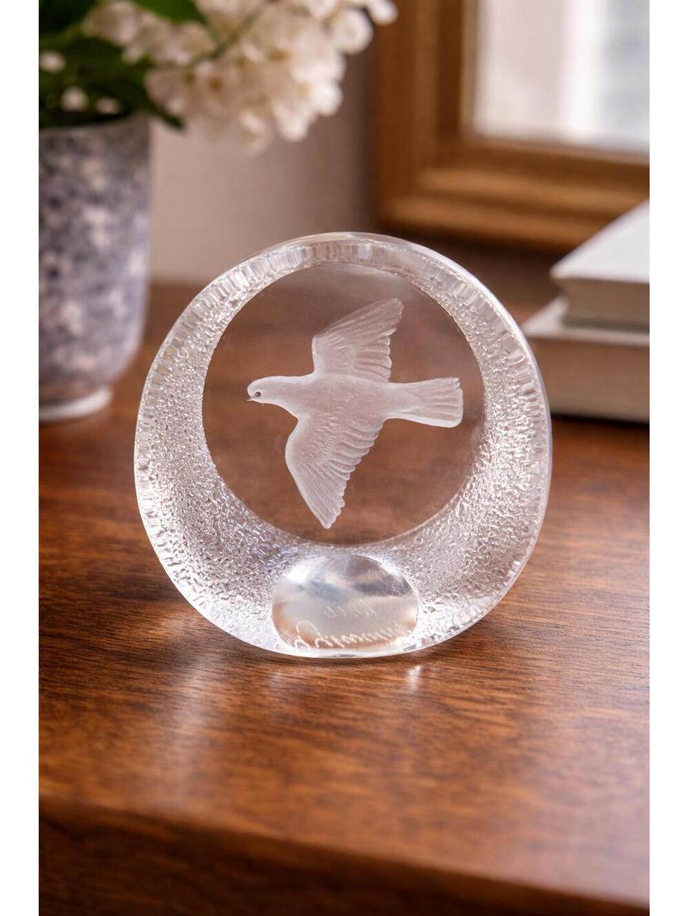 Vintage Mats Jonasson Crystal Dove Paperweight Signed Swedish Art Glass